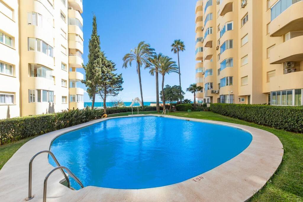 Seaview Estepona Marine Port With Pools Buitenkant foto